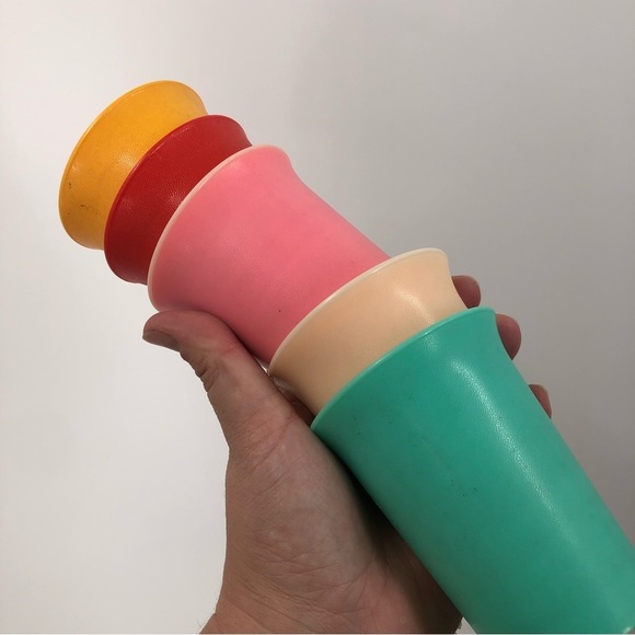 Tupperware Vintage Children’s tumbler flared 109-44 0906 - Picture 5 of 6